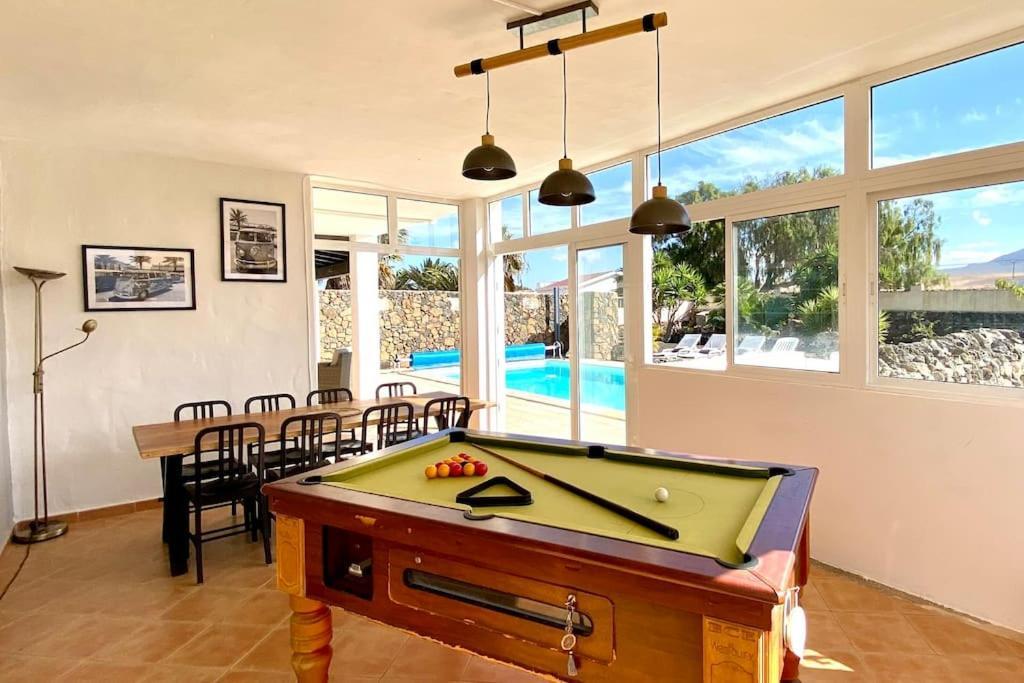 לאחארס Casa Yukka Villa With Heated Pool מראה חיצוני תמונה