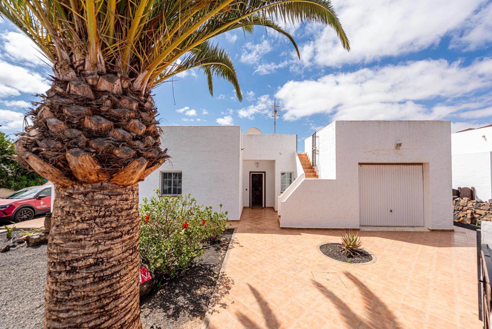 לאחארס Casa Yukka Villa With Heated Pool מראה חיצוני תמונה